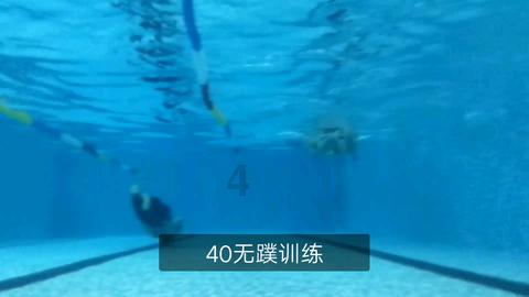 女大学生被抽走凳子摔骨折，发帖索赔遭父母反对，还要断绝关系？